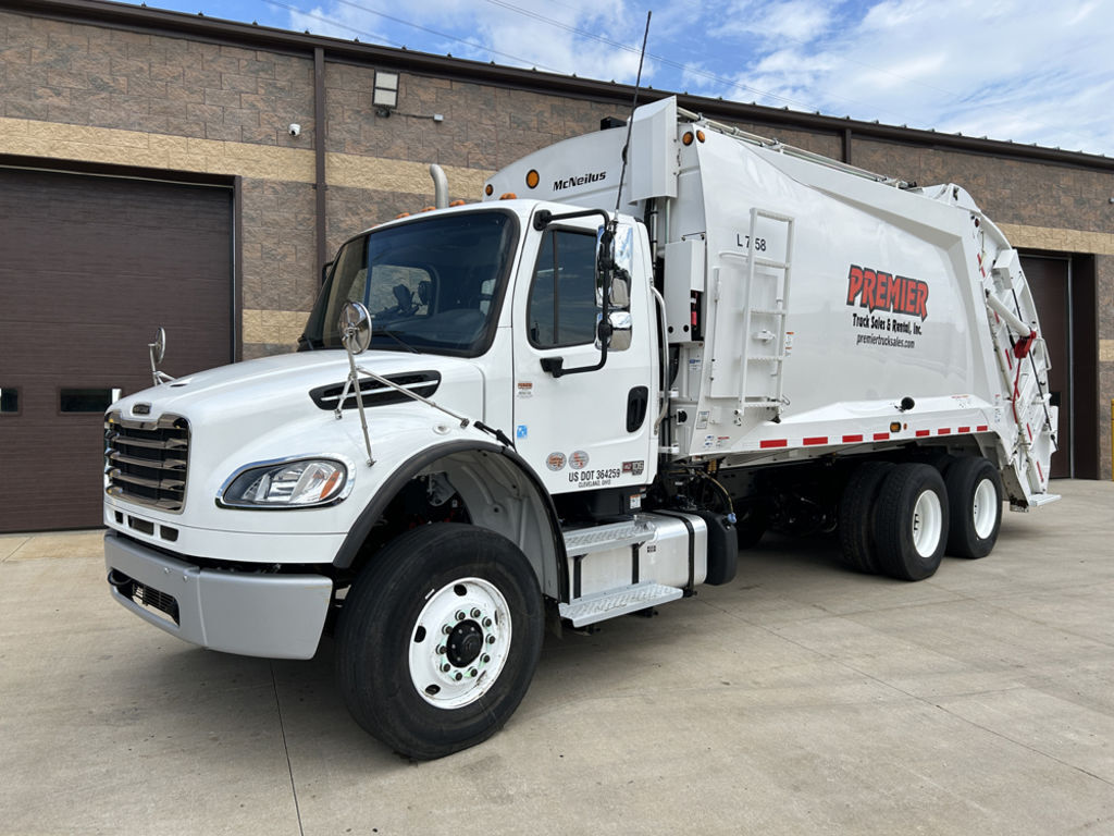 2025 Freightliner M2 106 in Cleveland, OH