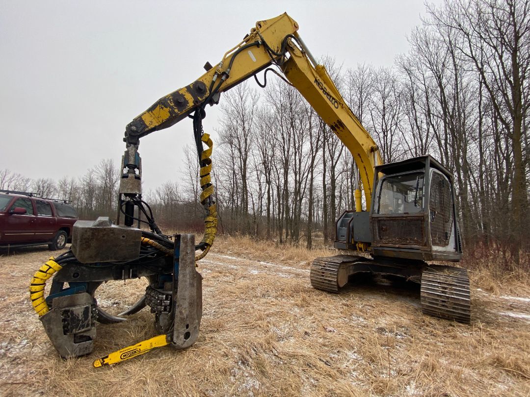 2011 KOBELCO 115SR DZ in Kewaunee, WI