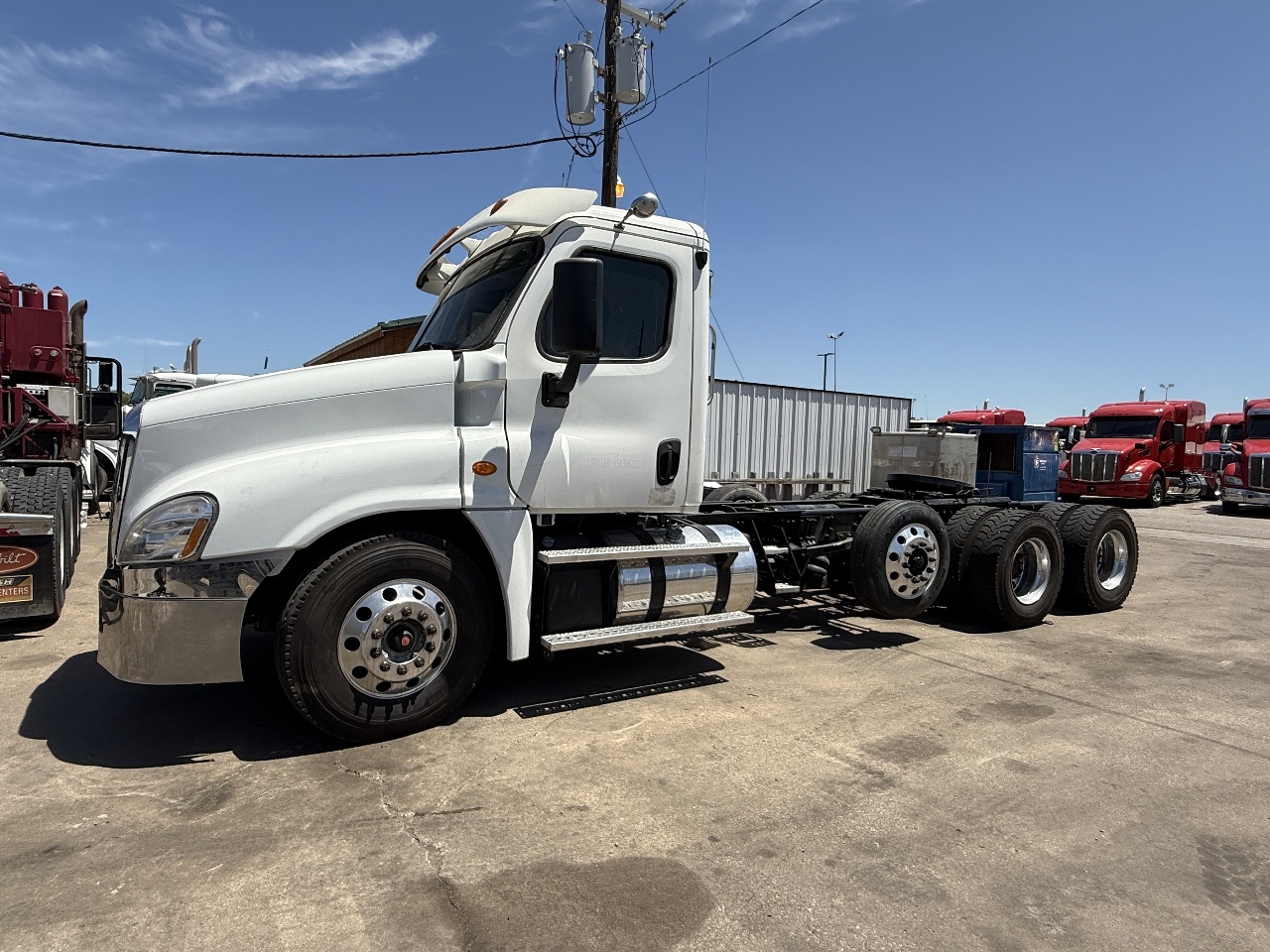 2017 FREIGHTLINER CASCADIA in Dallas, TX