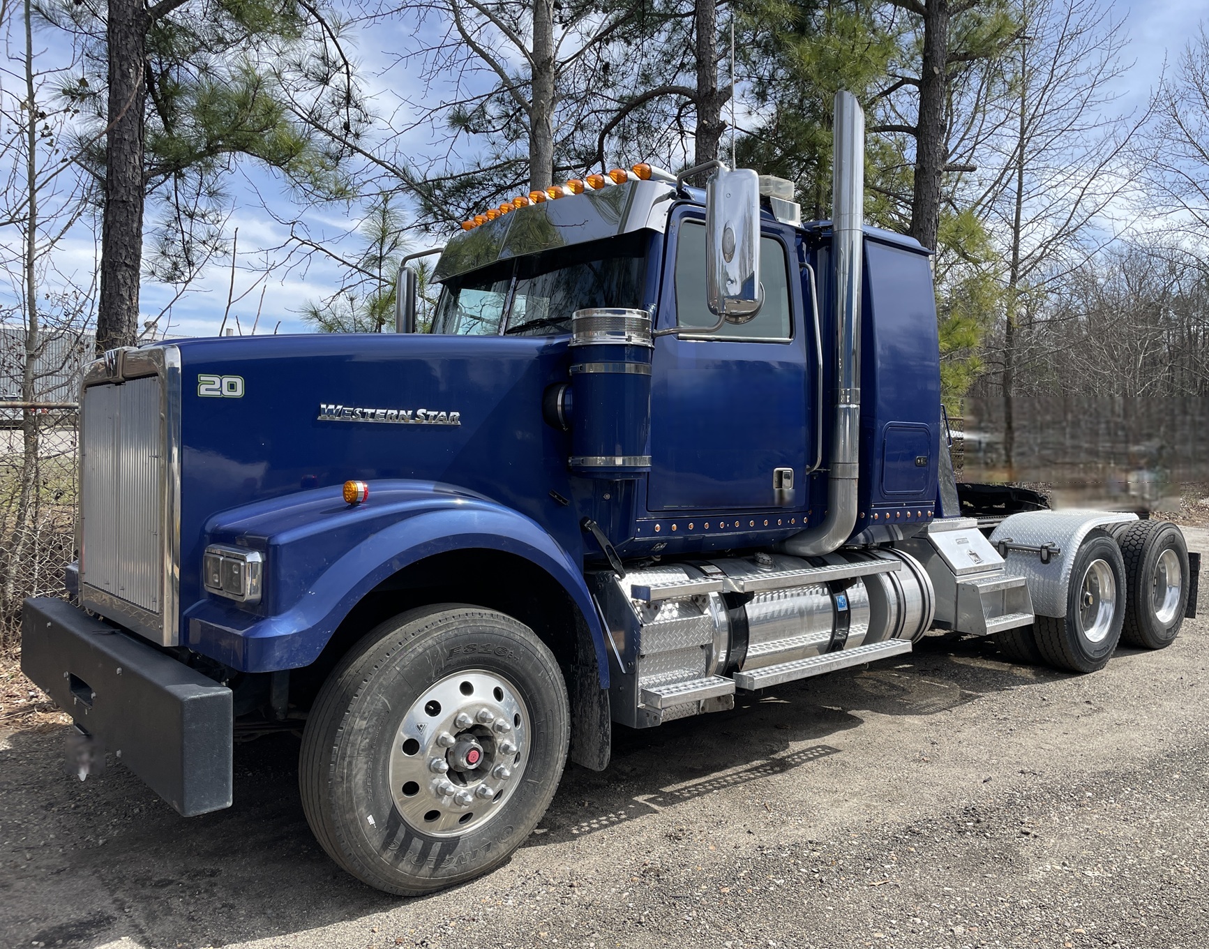 2014 WESTERN STAR 4900 in Prairieville, LA