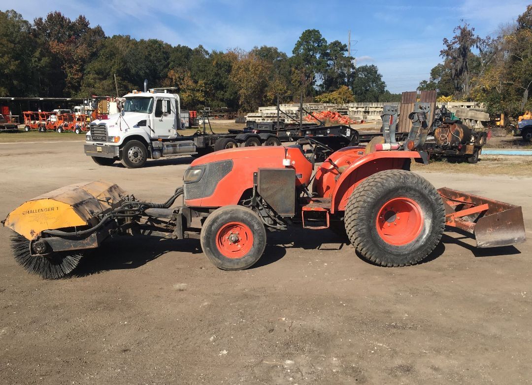 2010 KUBOTA MX4700F in Jacksonville, FL