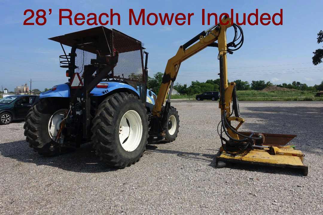 2010 NEW HOLLAND T6030 in Beaumont, TX