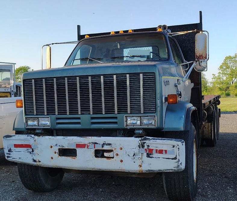 1989 CHEVROLET C70 in Monroe, MI