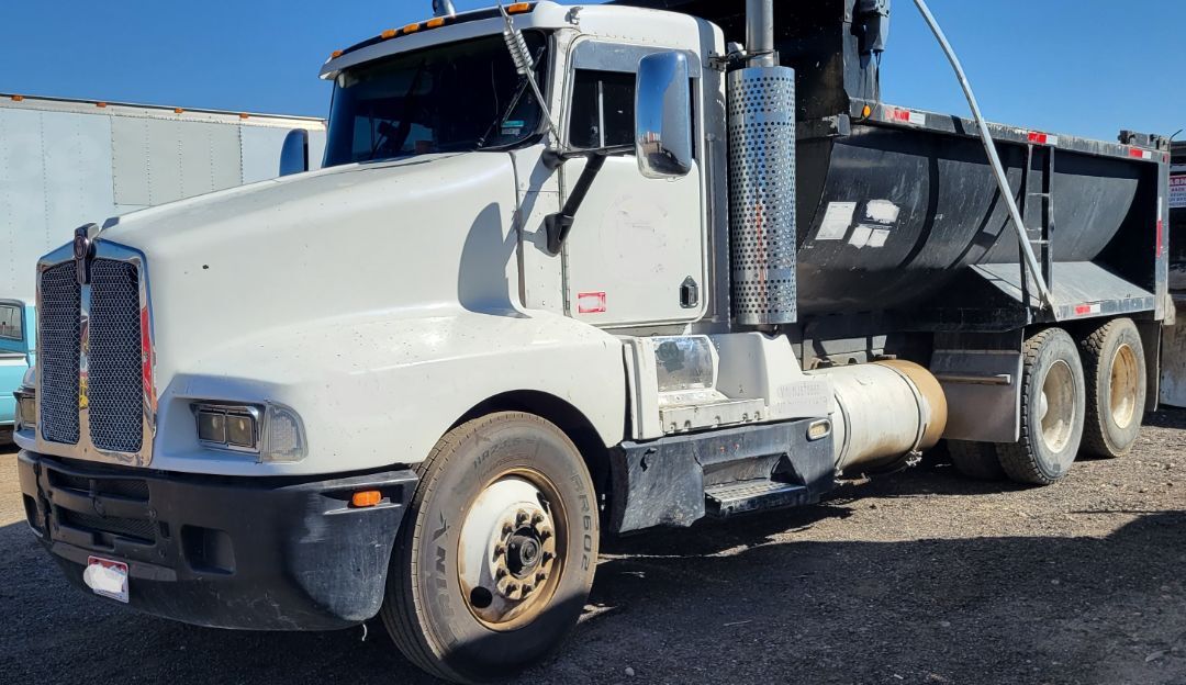 1994 KENWORTH T 600 in Aurora, CO