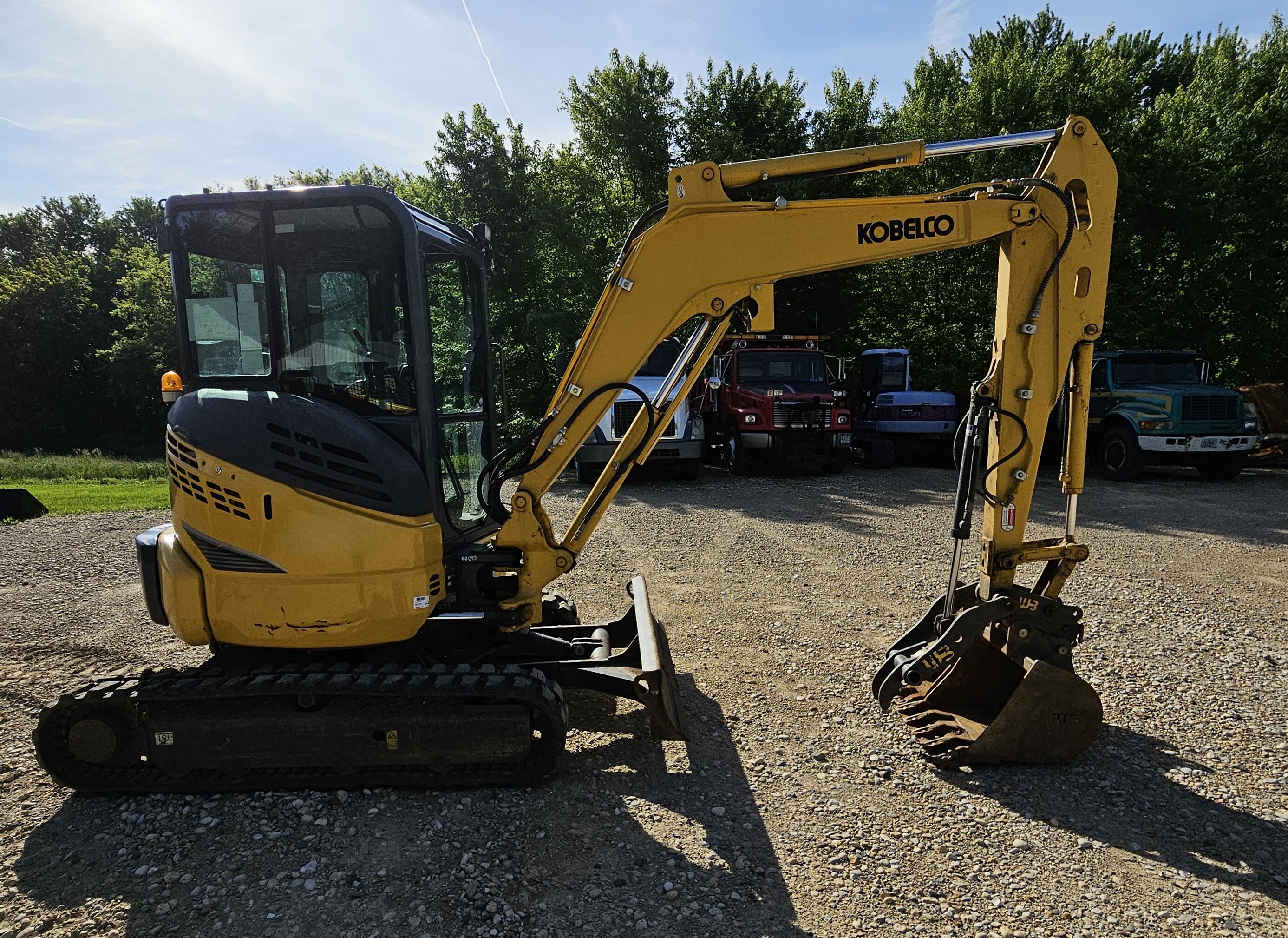 2017 KOBELCO SK35SR-6E in Janesville, WI