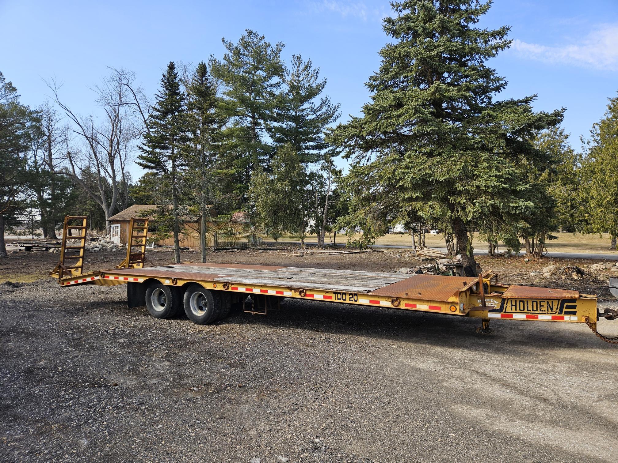 2005 HOLDEN TD0 20 in Franksville, WI