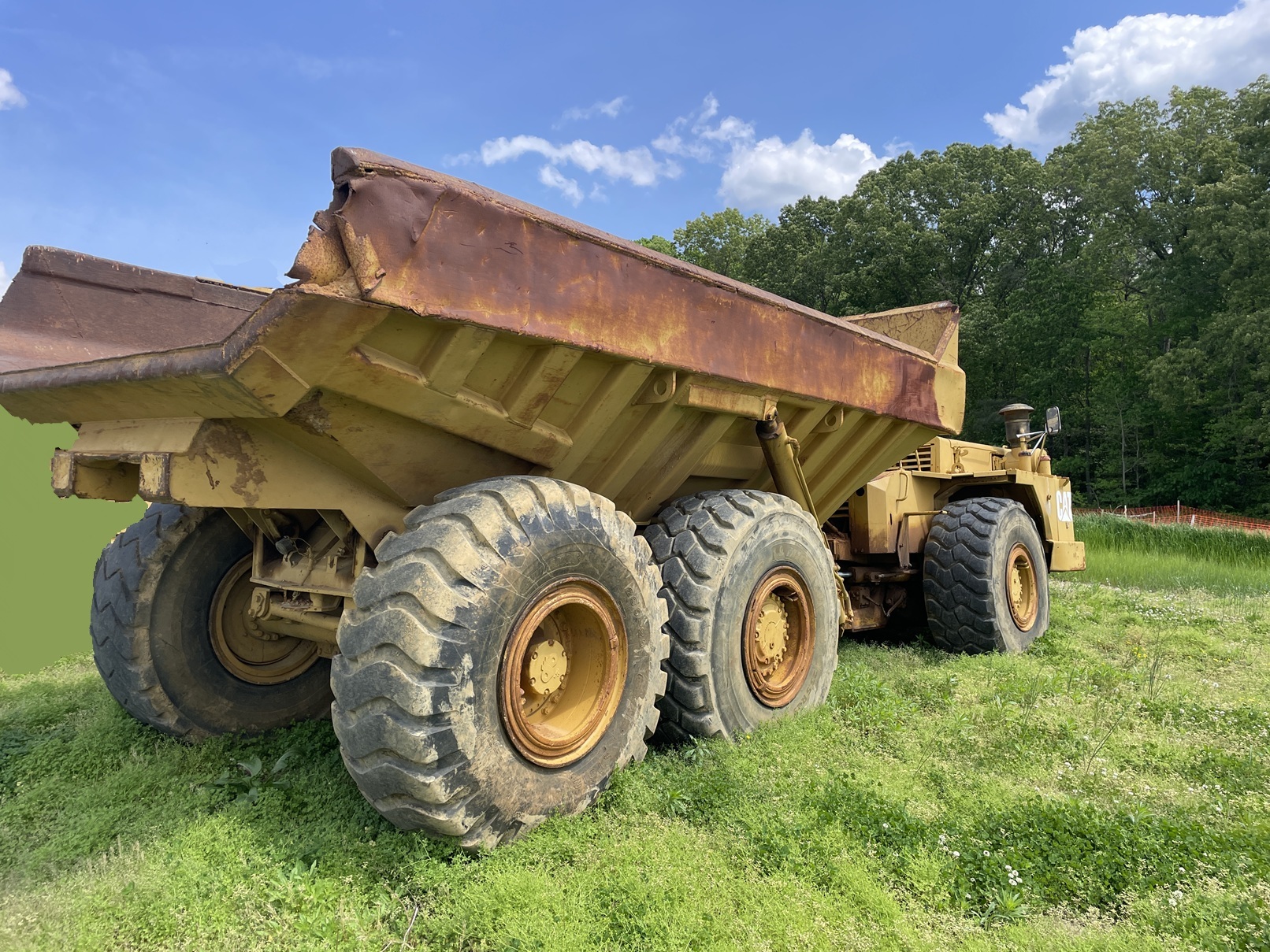 1985 CATERPILLAR D300 in Prairieville, LA