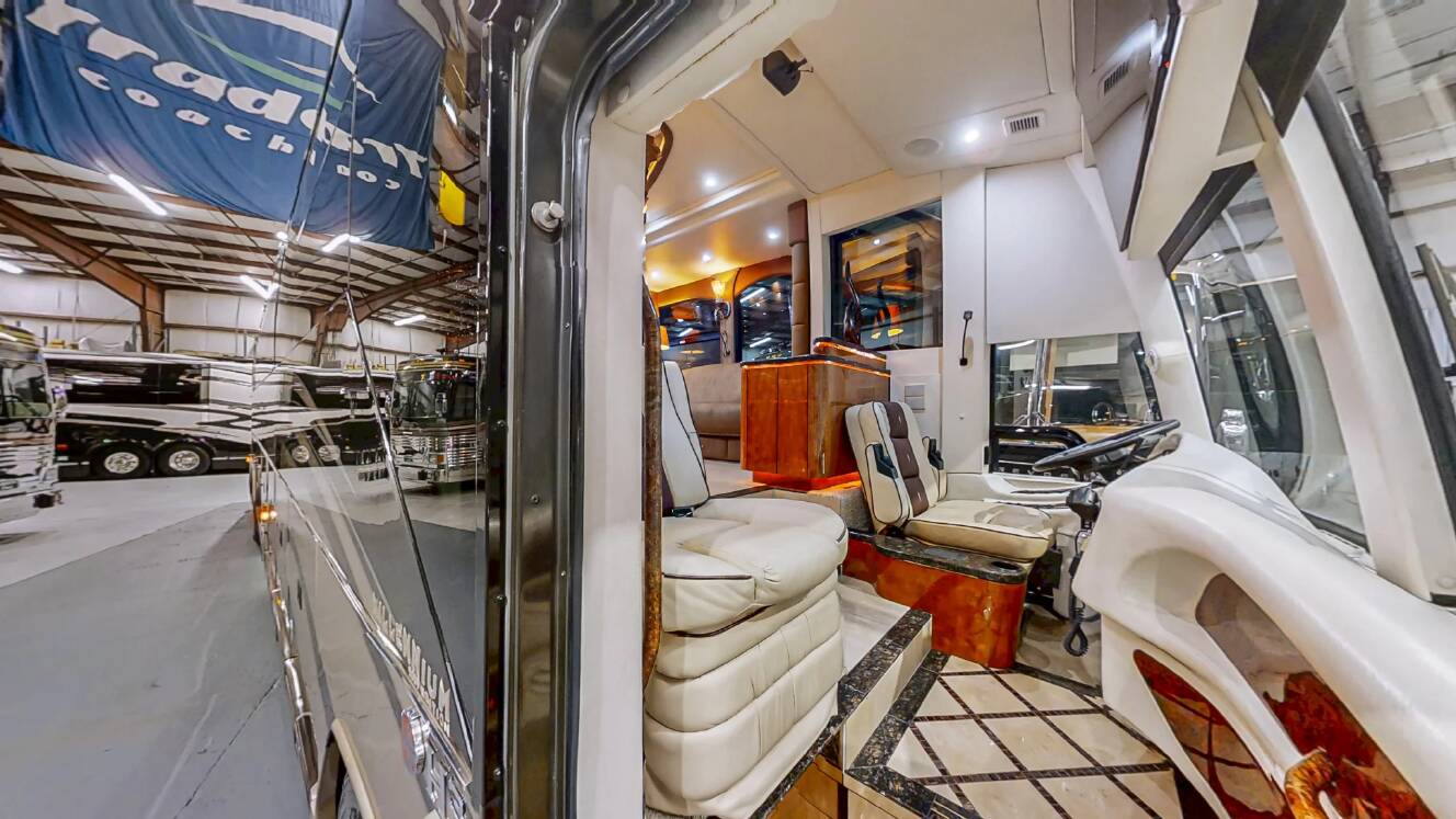 A photo of this 2009 Prevost Millennium H3-45