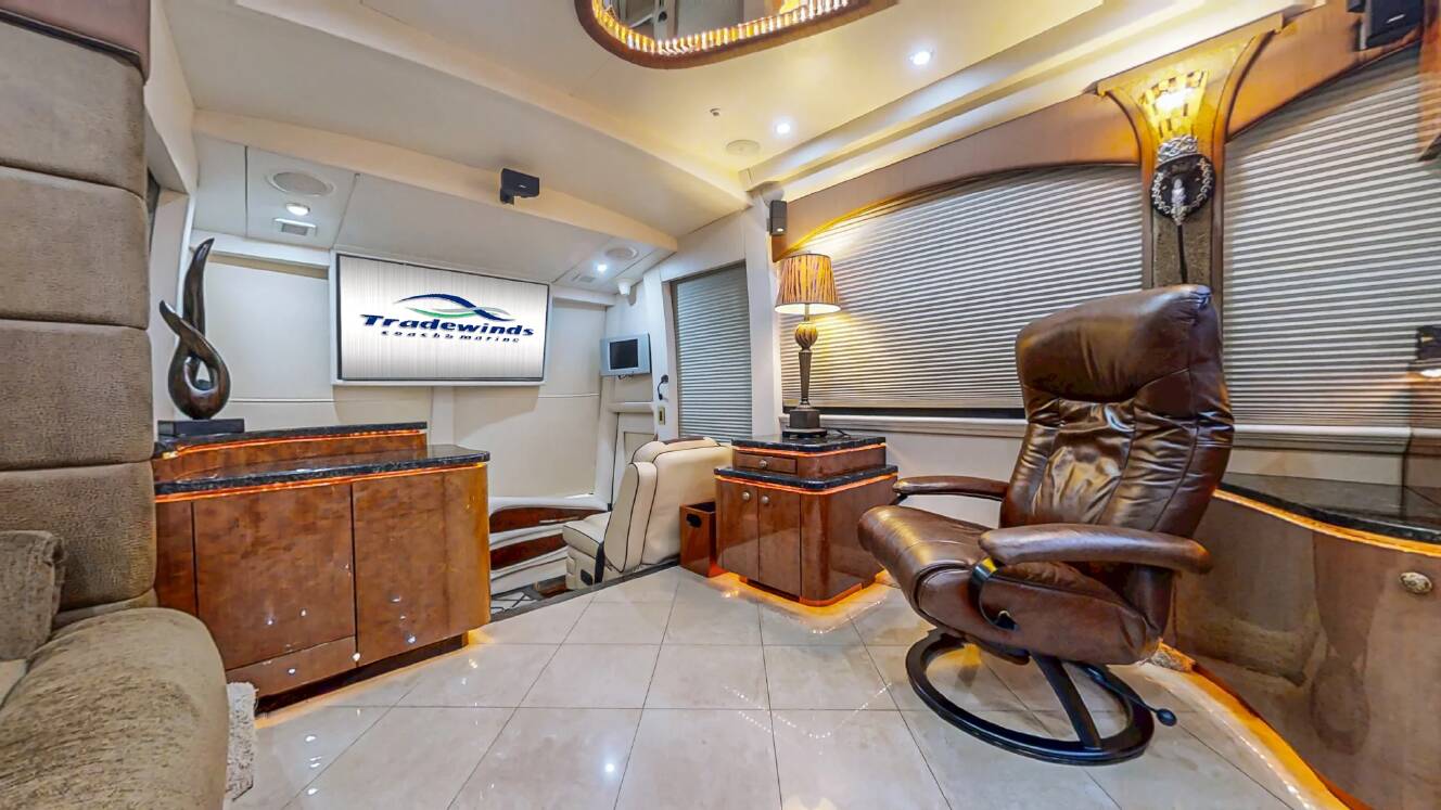 A photo of this 2009 Prevost Millennium H3-45