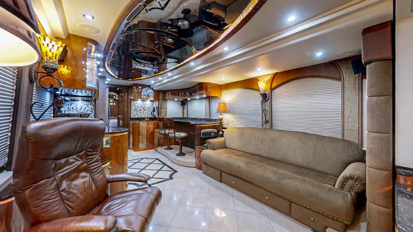 A photo of this 2009 Prevost Millennium H3-45