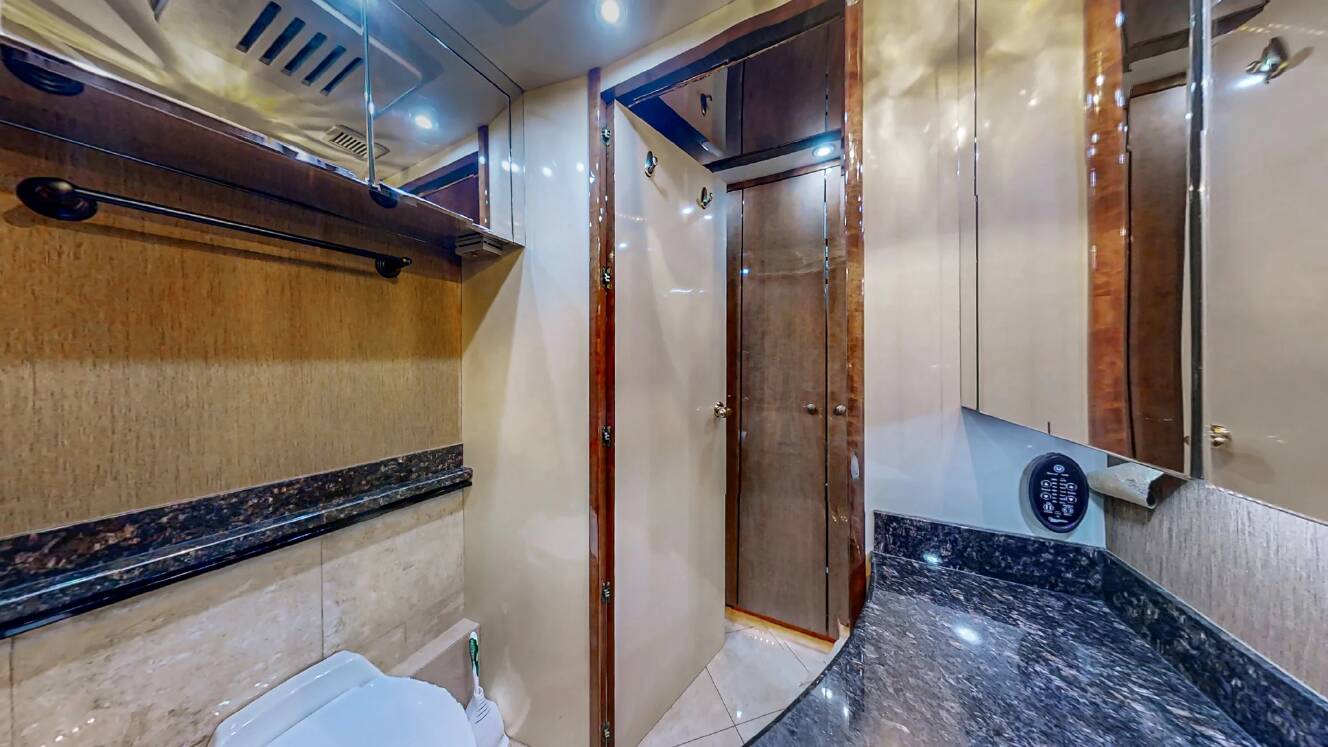 A photo of this 2009 Prevost Millennium H3-45