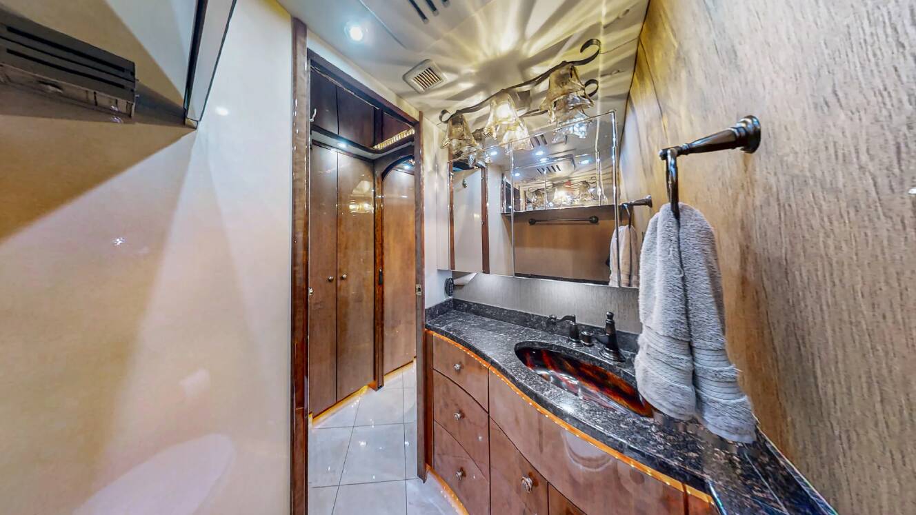 A photo of this 2009 Prevost Millennium H3-45