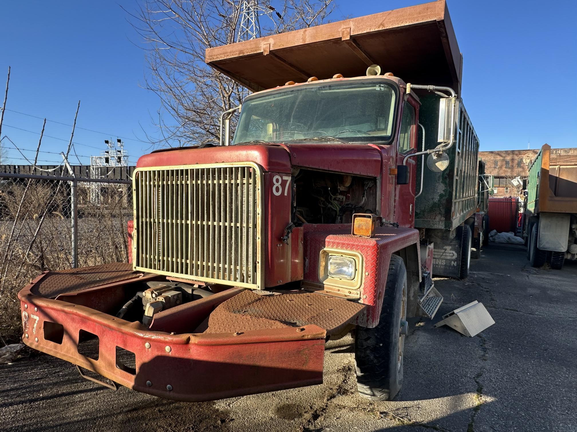 2002 INTERNATIONAL Paystar in Prairieville, OH