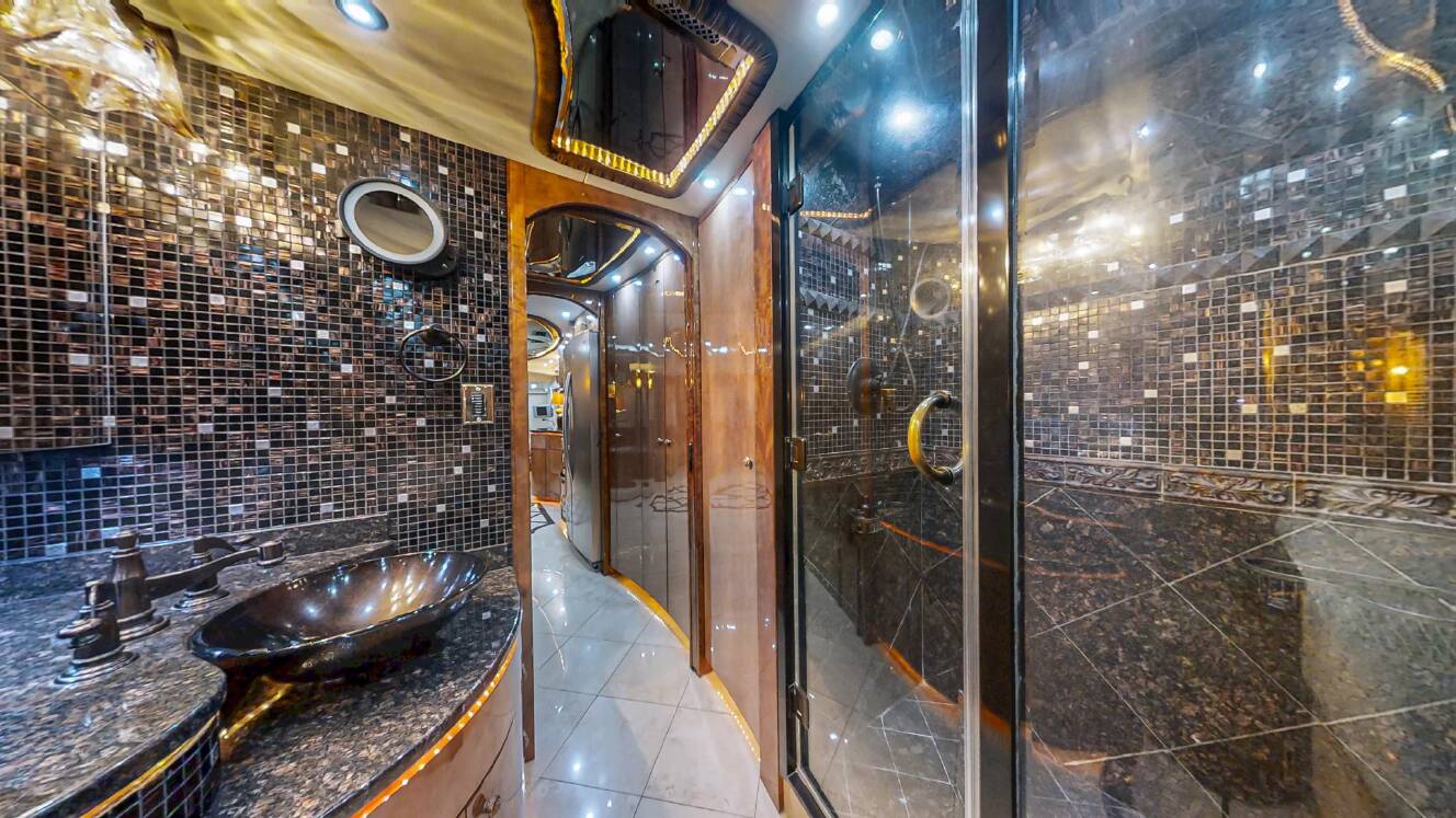 A photo of this 2009 Prevost Millennium H3-45