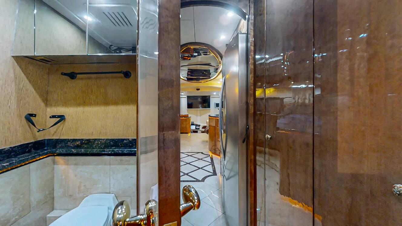 A photo of this 2009 Prevost Millennium H3-45