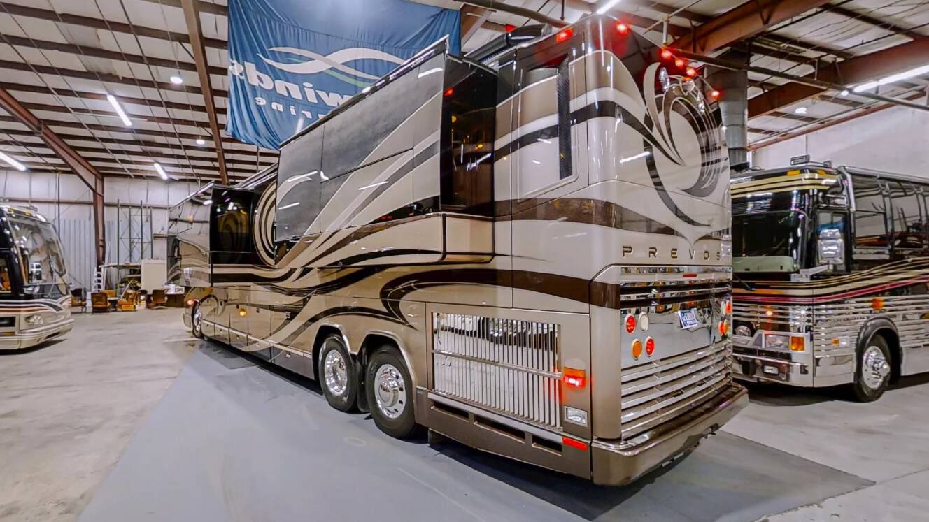 A photo of this 2009 Prevost Millennium H3-45