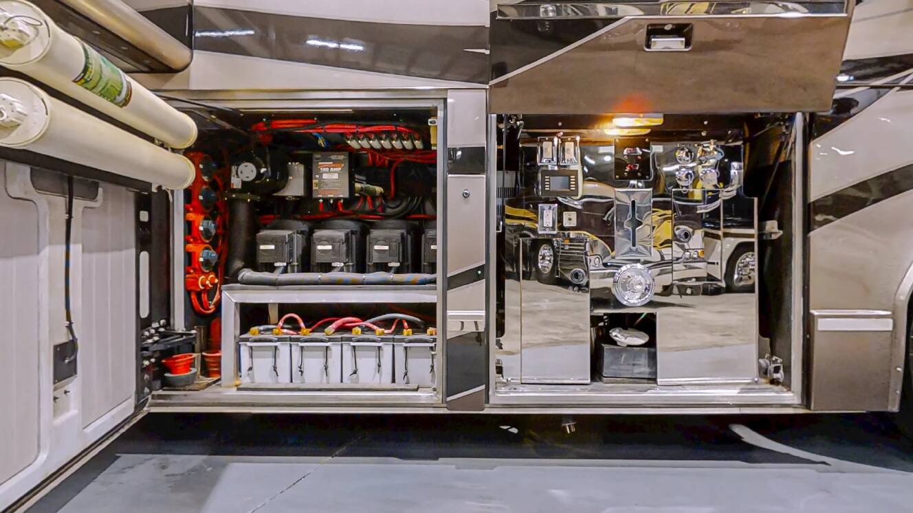 A photo of this 2009 Prevost Millennium H3-45