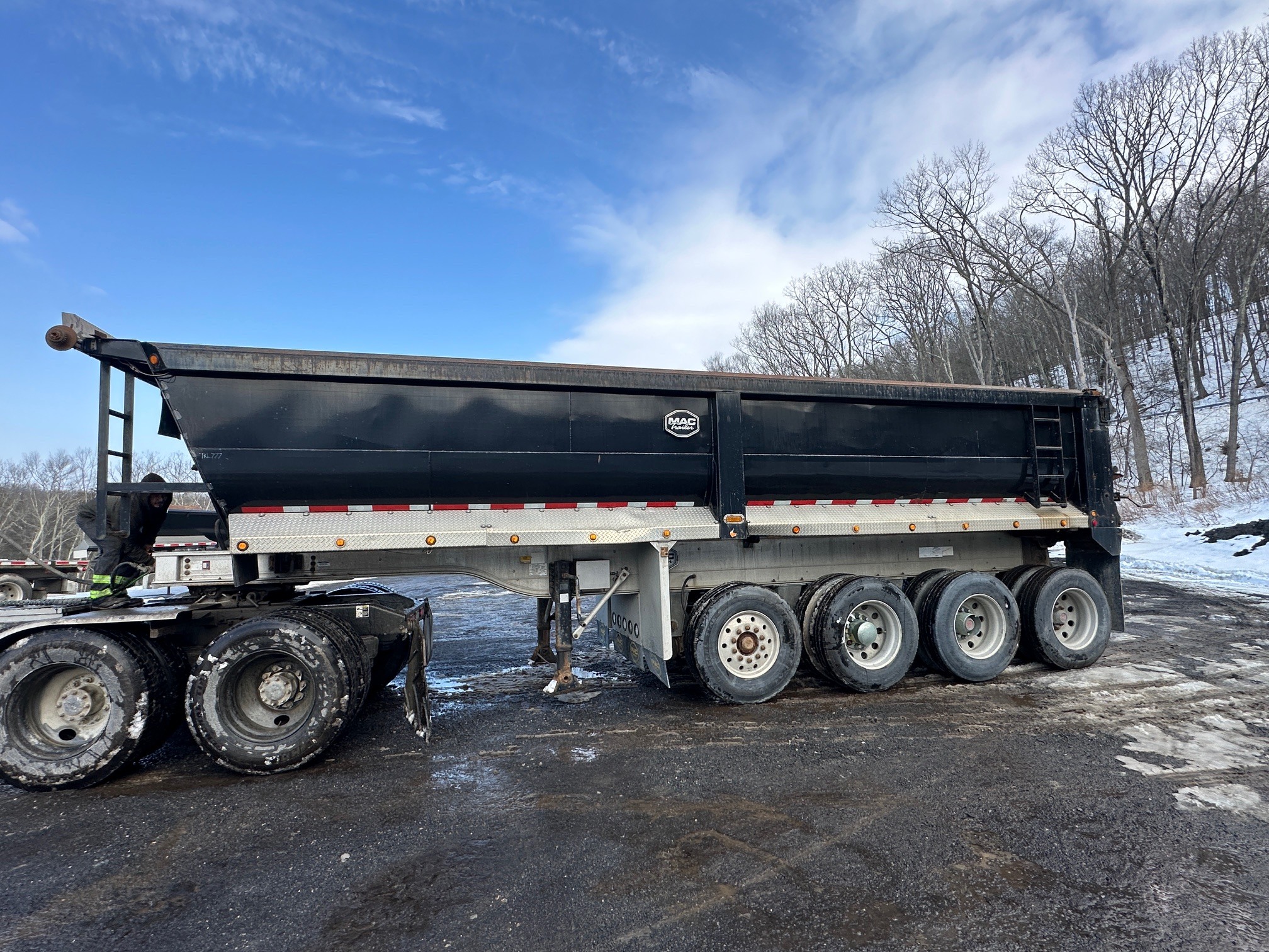 2019 MAC LTT 30' End Dump in Port Jervis, NY