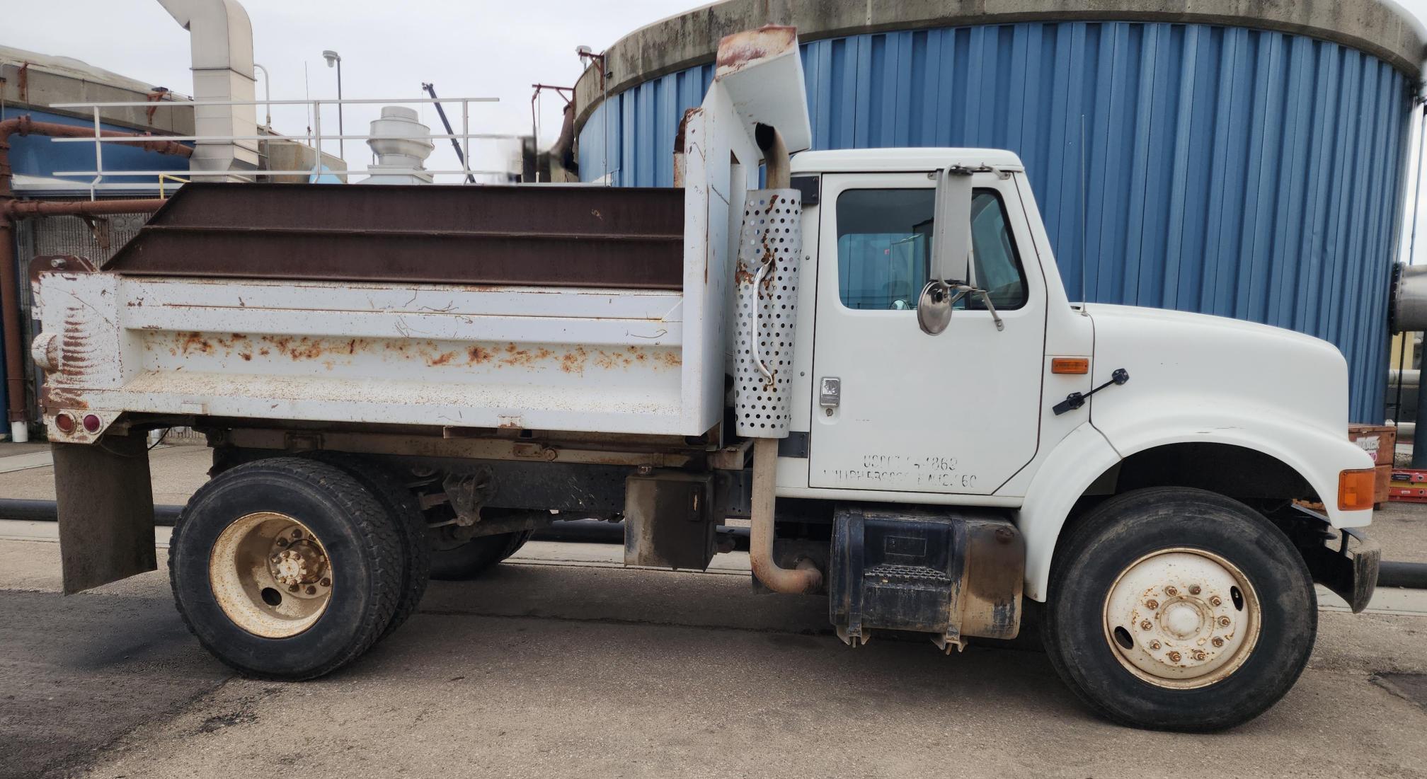 1993 INTERNATIONAL 4700 4x2 in Prairieville, LA