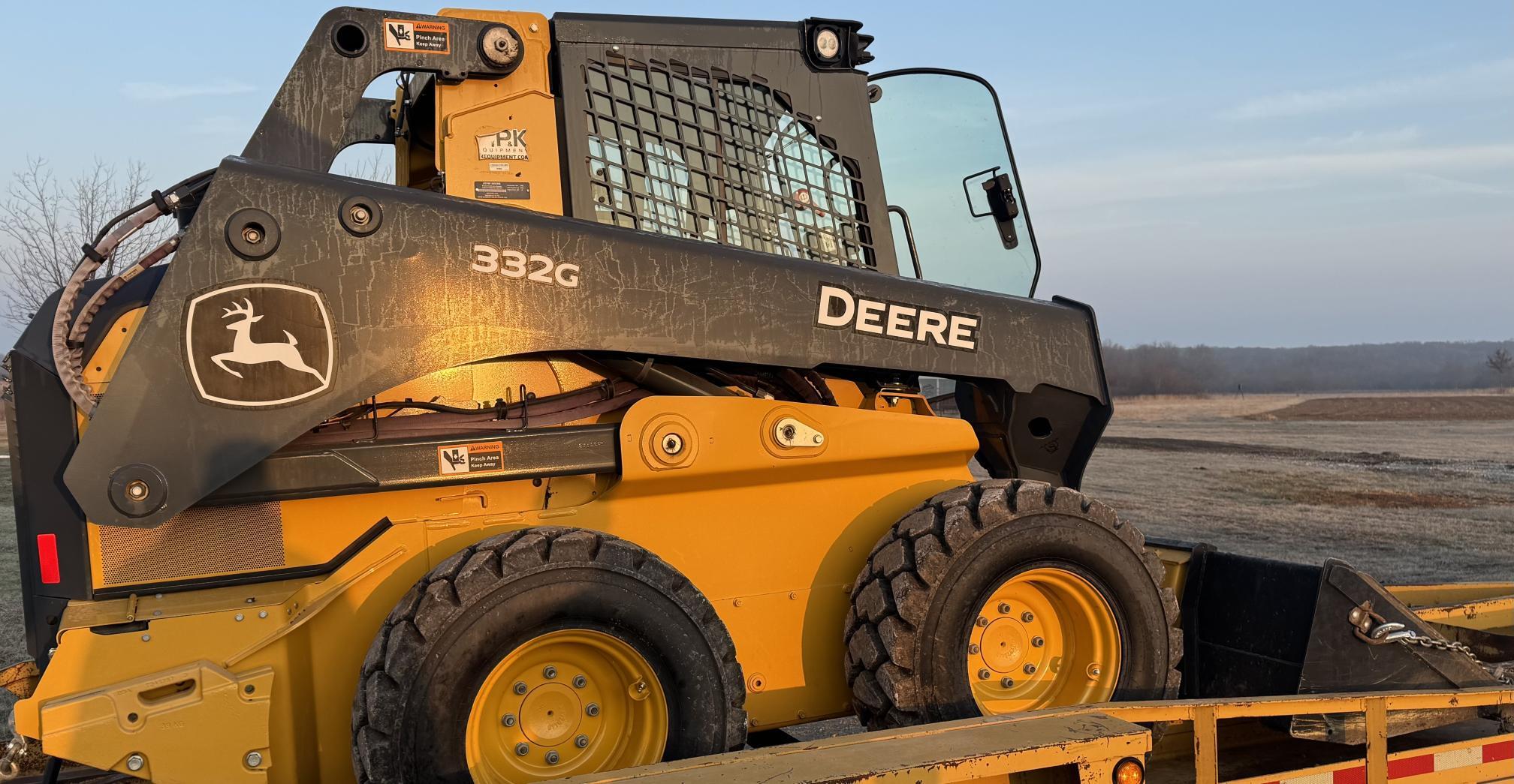 2024 JOHN DEERE 332G in Prairieville, LA
