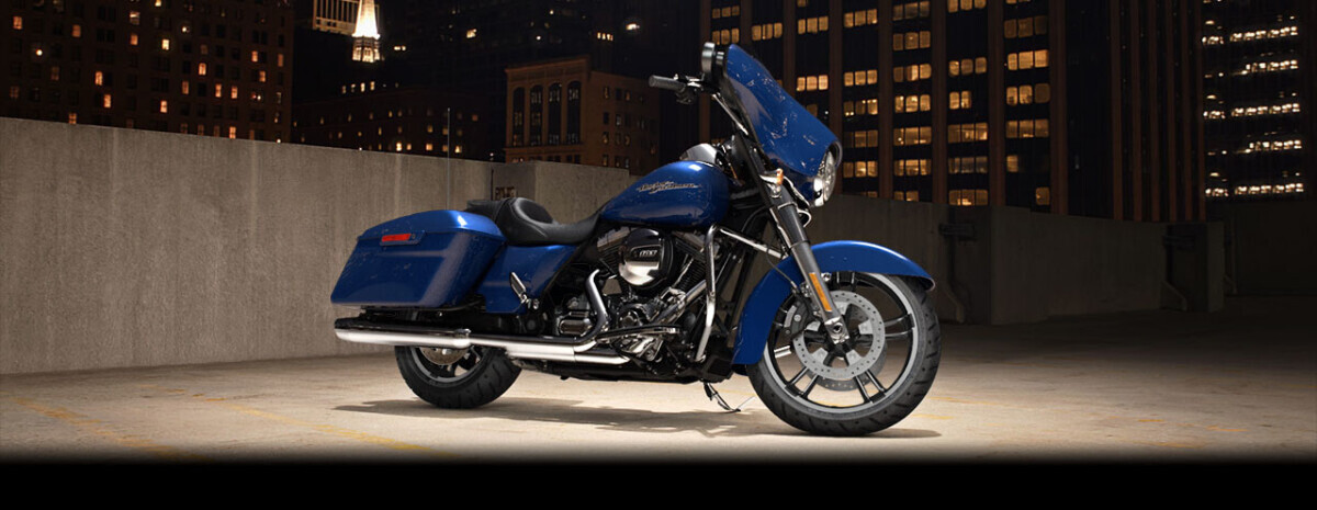 2015 Harley-Davidson Street Glide in Lincoln, NE