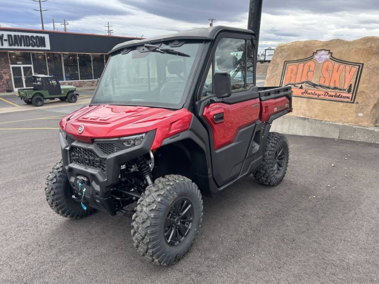 A photo of this 2026 CFMOTO UFORCE U10 Pro Highland