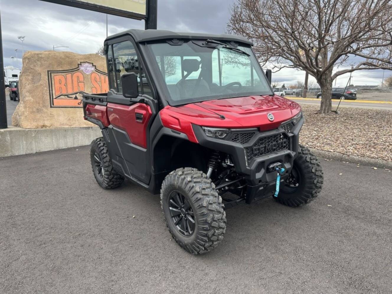 A photo of this 2026 CFMOTO UFORCE U10 Pro Highland