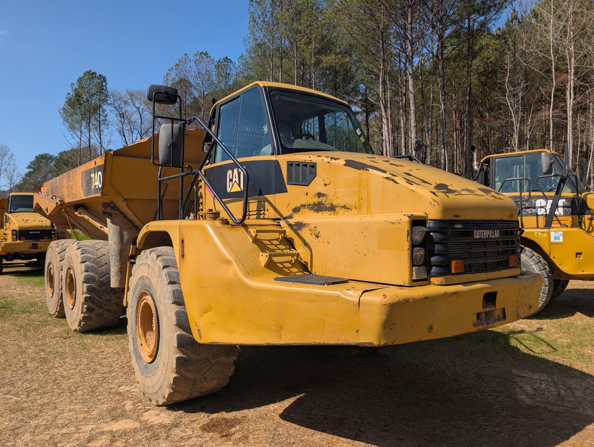 2012 CATERPILLAR 740 in Prairieville, LA