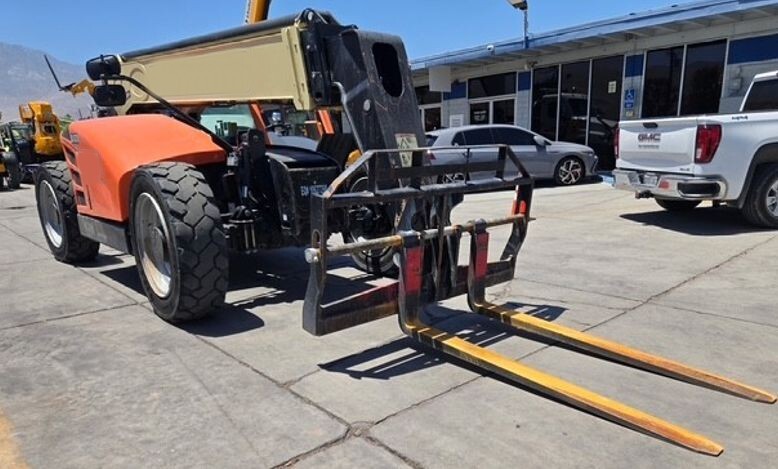 2017 JLG Industries, Inc. 943 in Bristol, PA