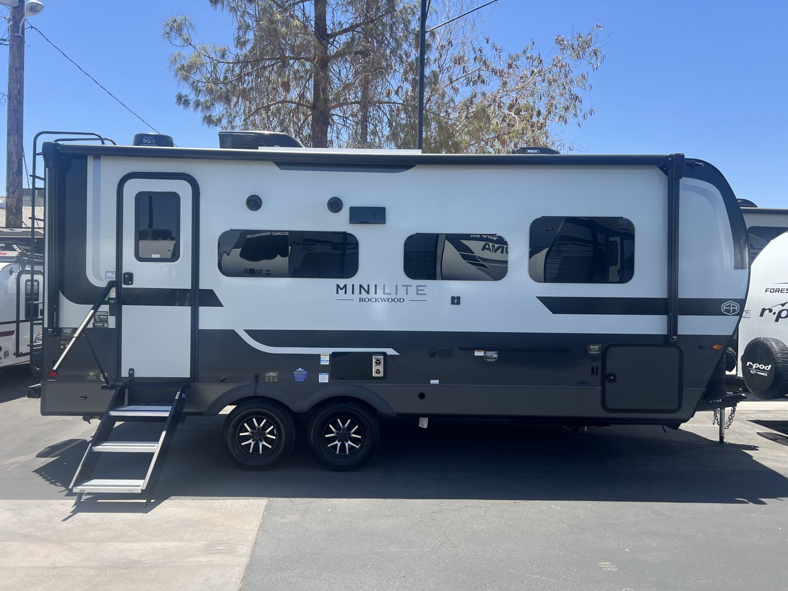 2026 Forest River Rv Rockwood Mini Lite 2205S in mesa AZ