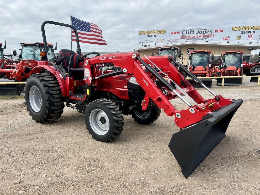 2026 Mahindra 1600 Series 1626 Shuttle in Sealy, TX
