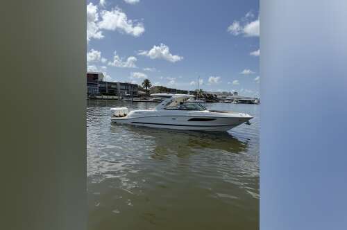 2018 Sea Ray 350 SLX OB W 230 in naples FL
