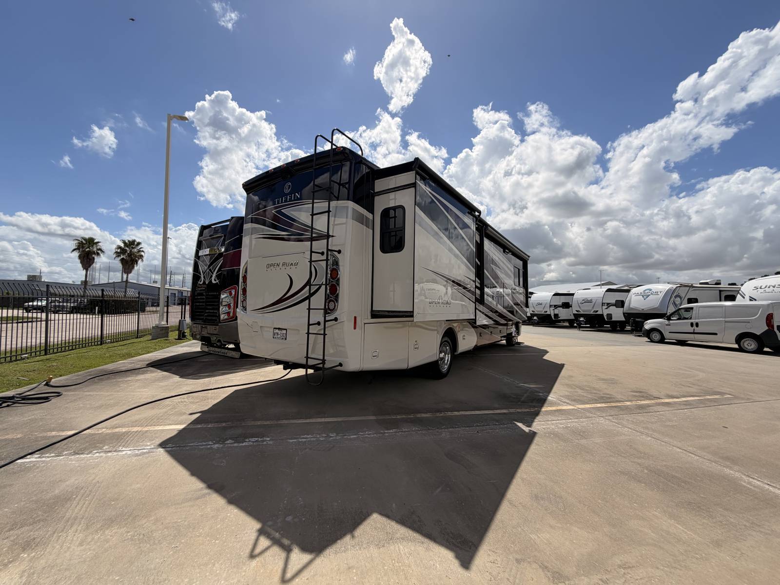 2018 Tiffin OPEN ROAD 34PA in spring TX