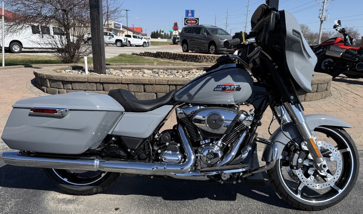 2026 Harley-Davidson Street Glide in Winterville, NC