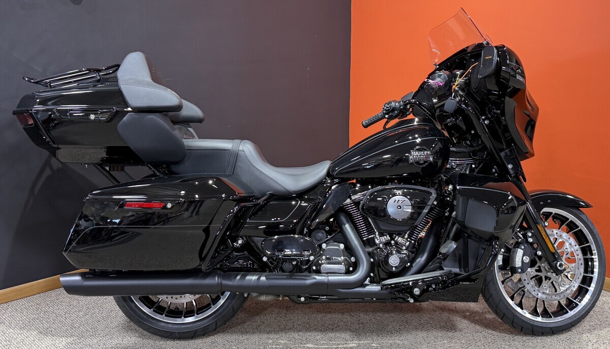 2026 Harley-Davidson Street Glide Limited LIMITED in Winterville, NC