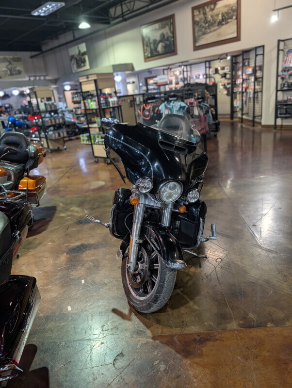 2017 Harley-Davidson Electra Glide Ultra Classic ULTRA CLASSIC FLHTCU in Winterville, NC