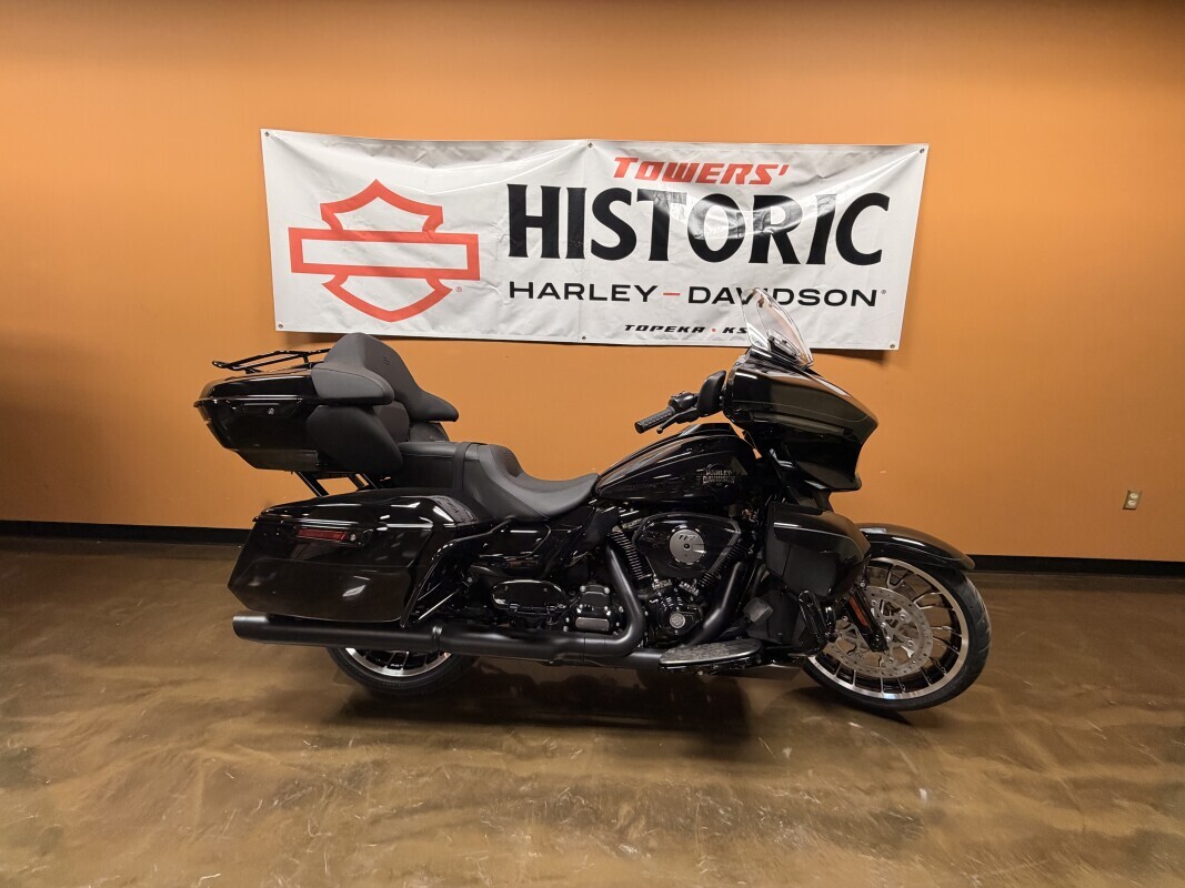 2026 Harley-Davidson Street Glide Limited LIMITED in Winterville, NC