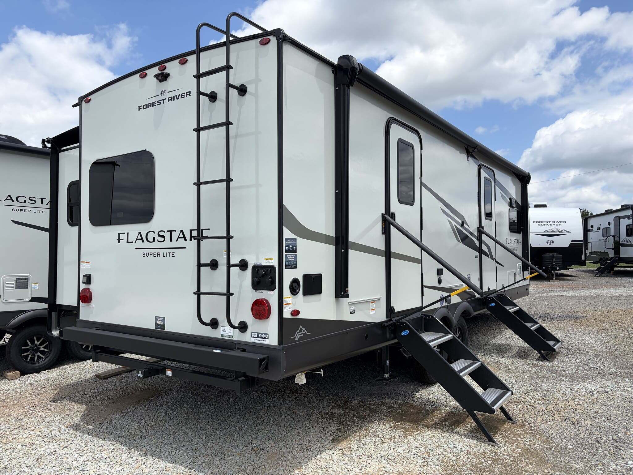 2026 Forest River Flagstaff Super Lite 26FKBS in depew OK