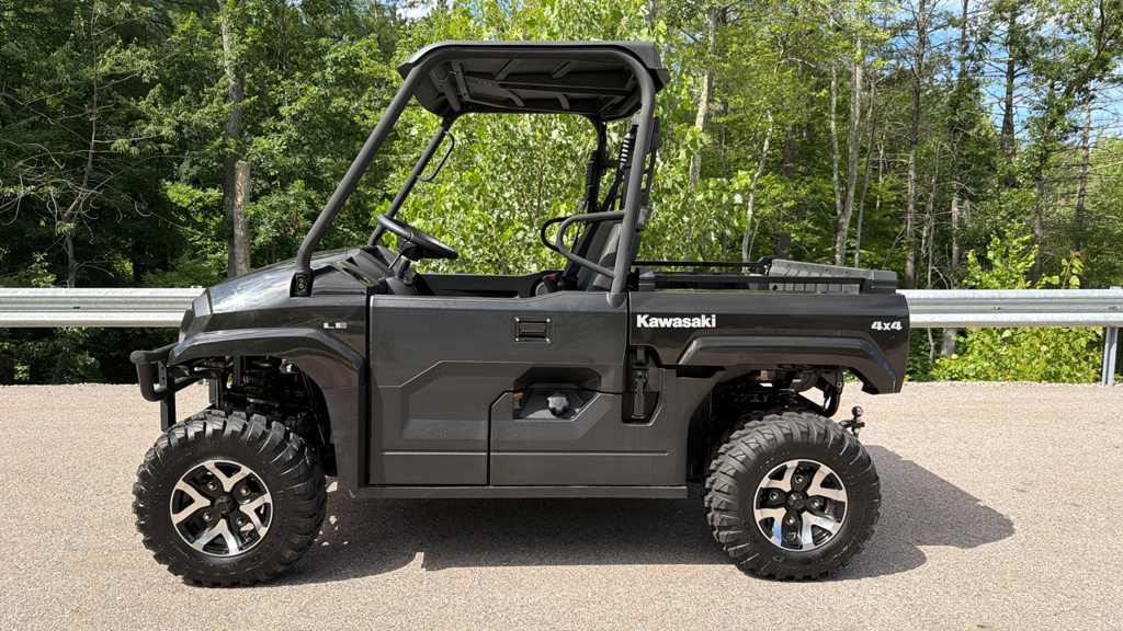 2023 Kawasaki MULE PRO-MX EPS LE in milford NH