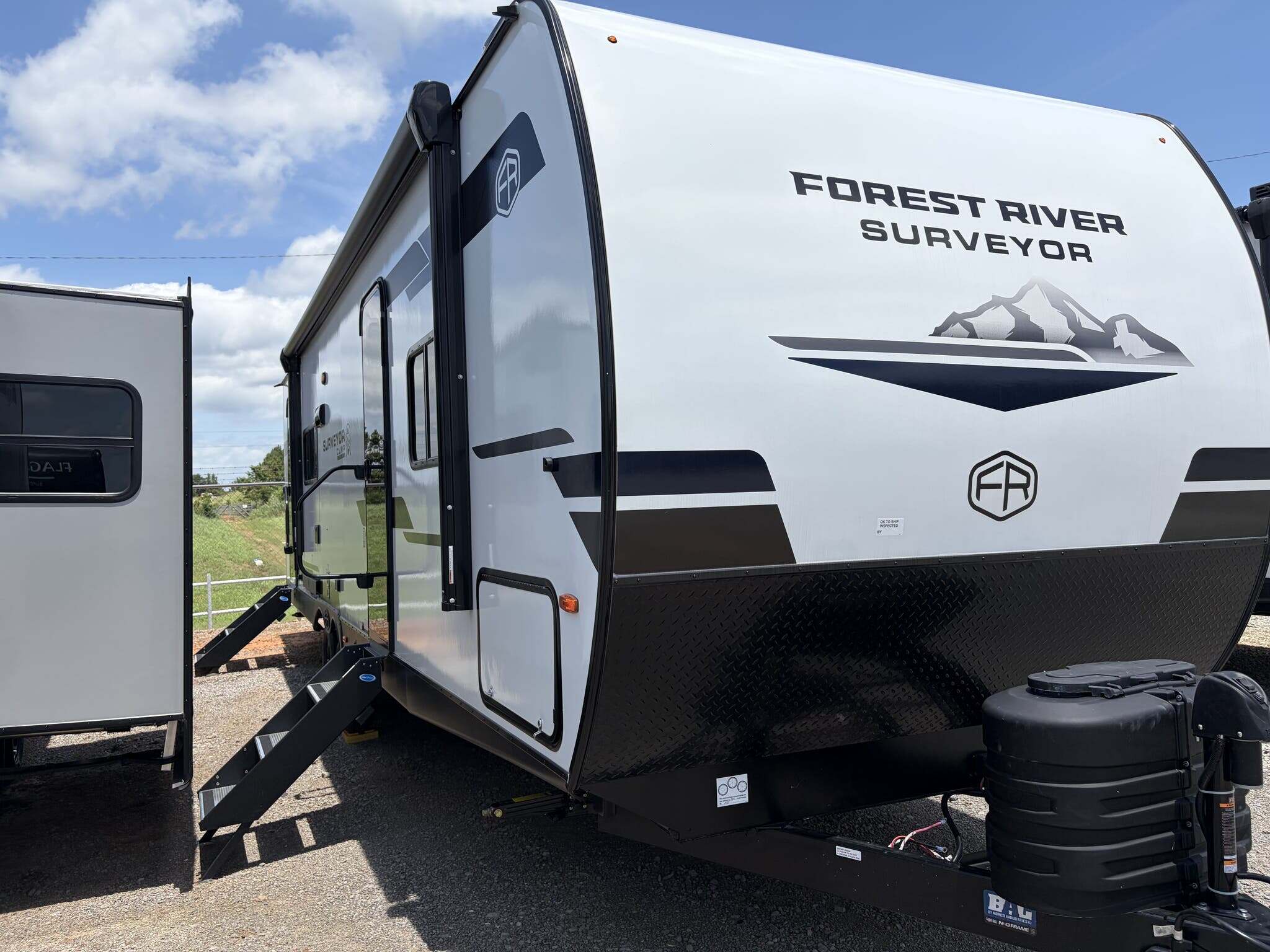 2026 Forest River Surveyor Legend X 27CAMP in depew OK