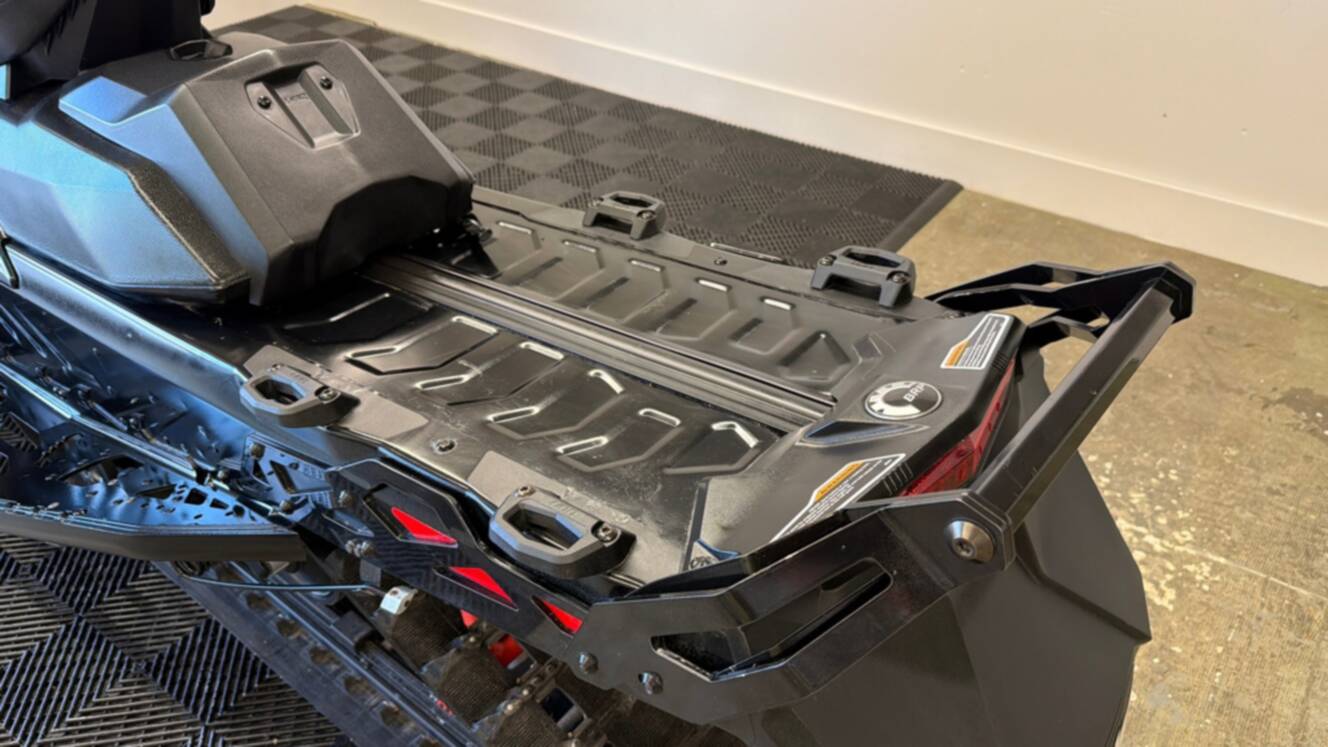 A photo of this 2022 Ski-Doo Renegade 850 E-TEC XRS