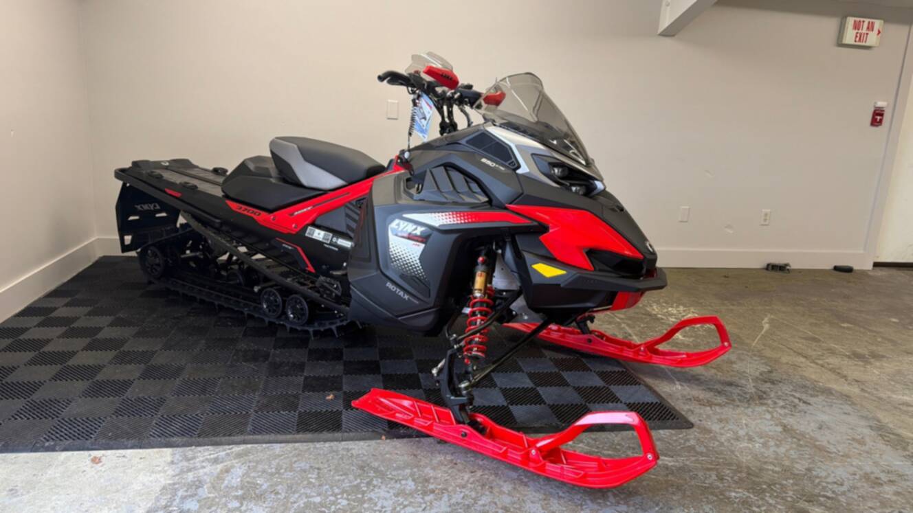 A photo of this 2026 Lynx Xterrain RE 850 E-TEC