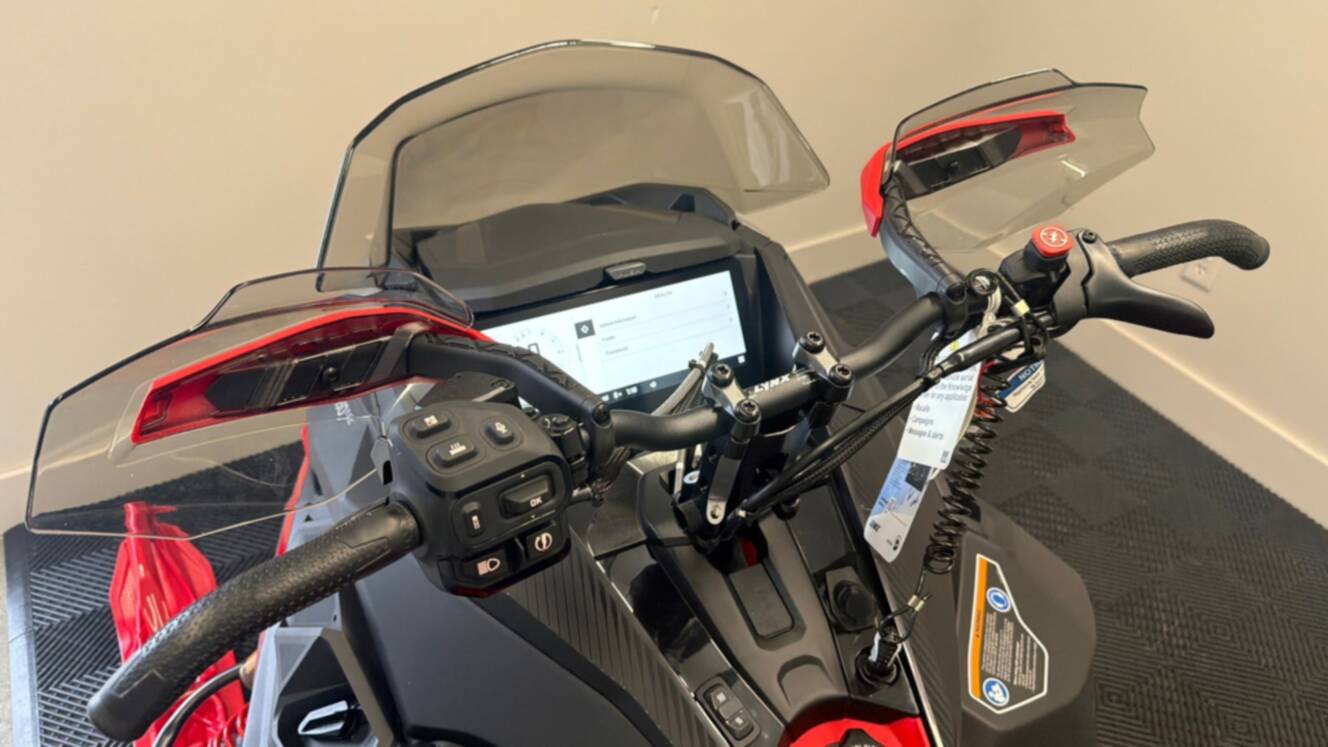 A photo of this 2026 Lynx Xterrain RE 850 E-TEC