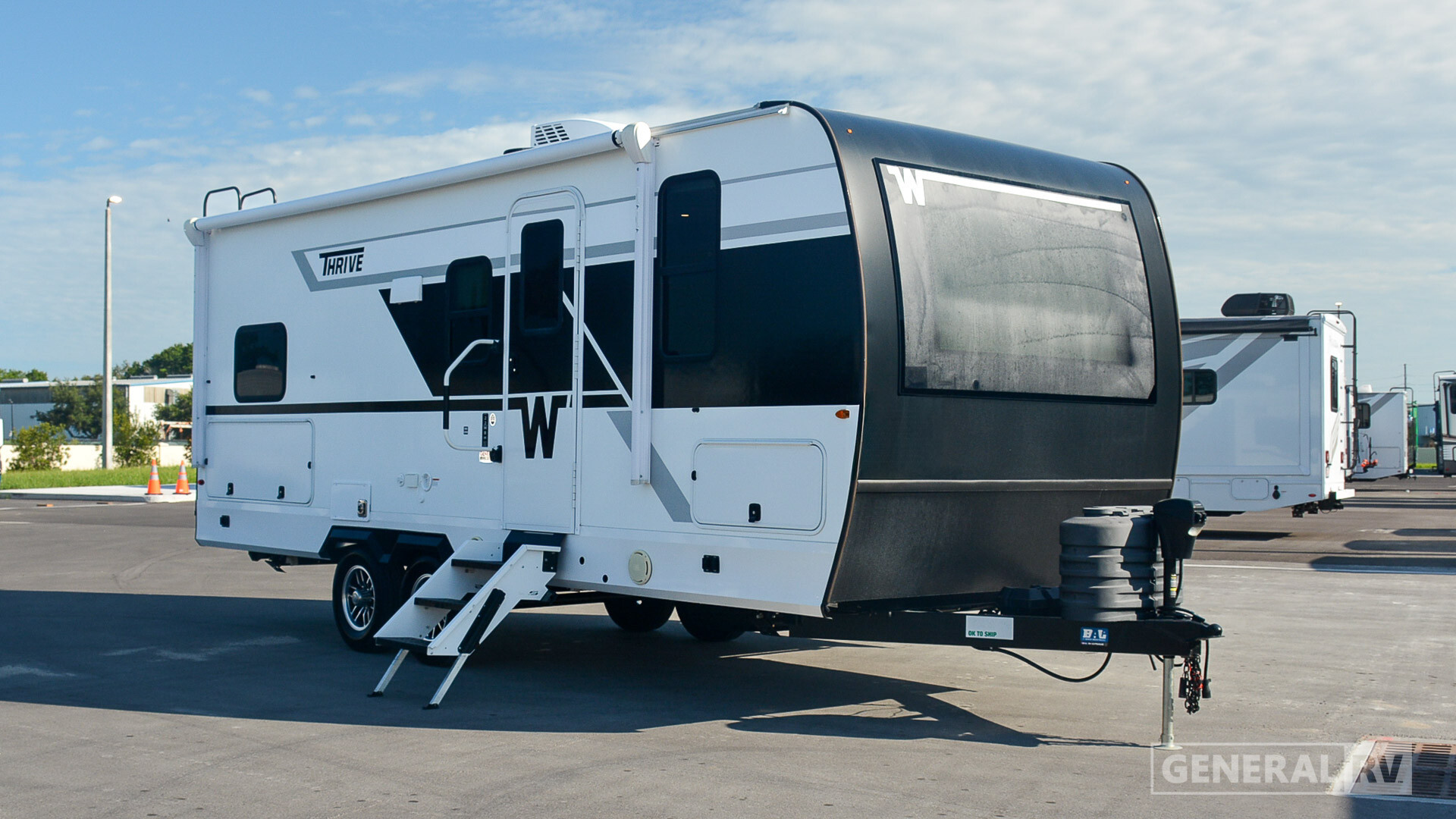 2026 Winnebago THRIVE 22MBH in winter garden FL
