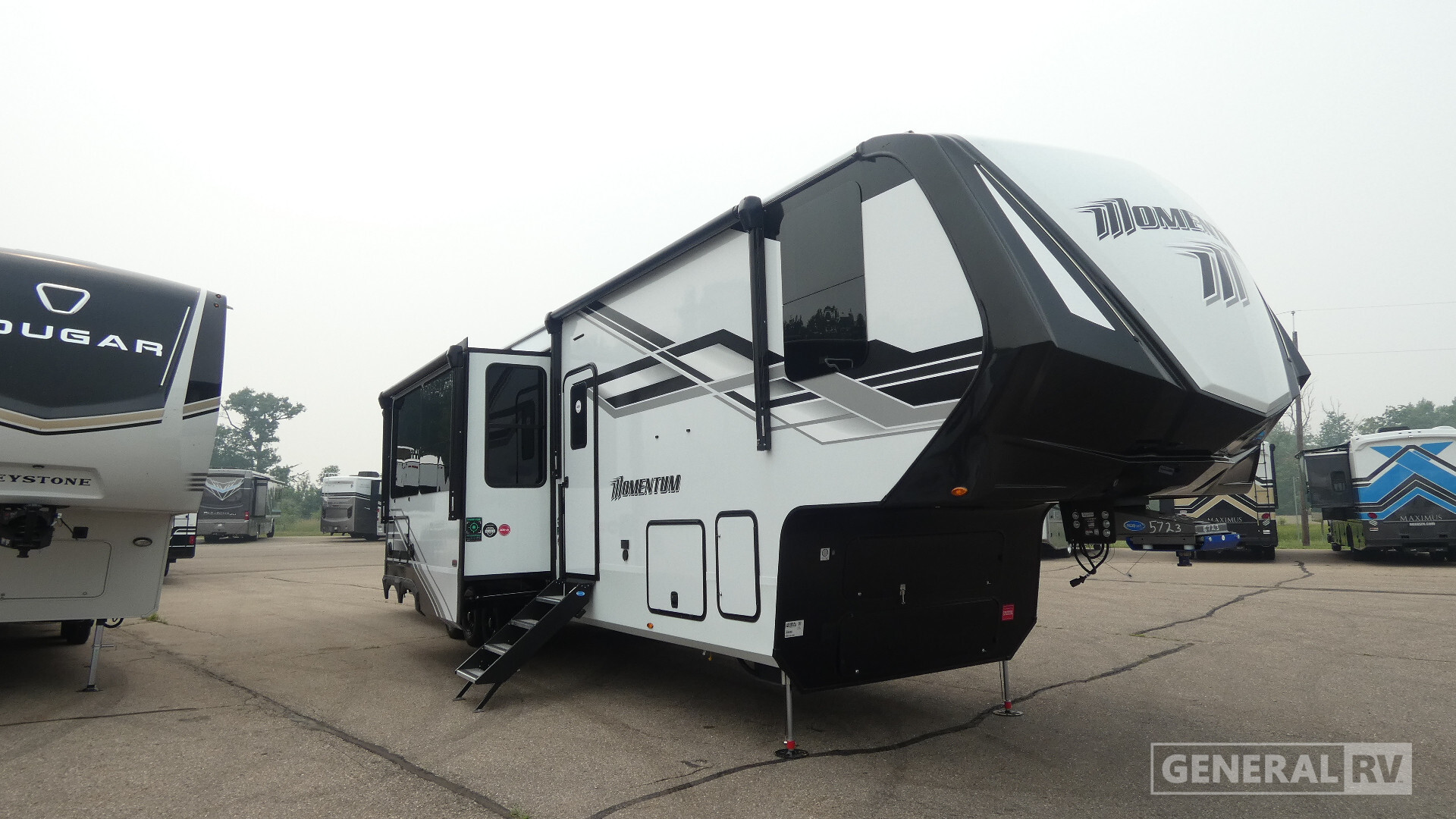 2026 Grand Design MOMENTUM 395MT in birch run MI