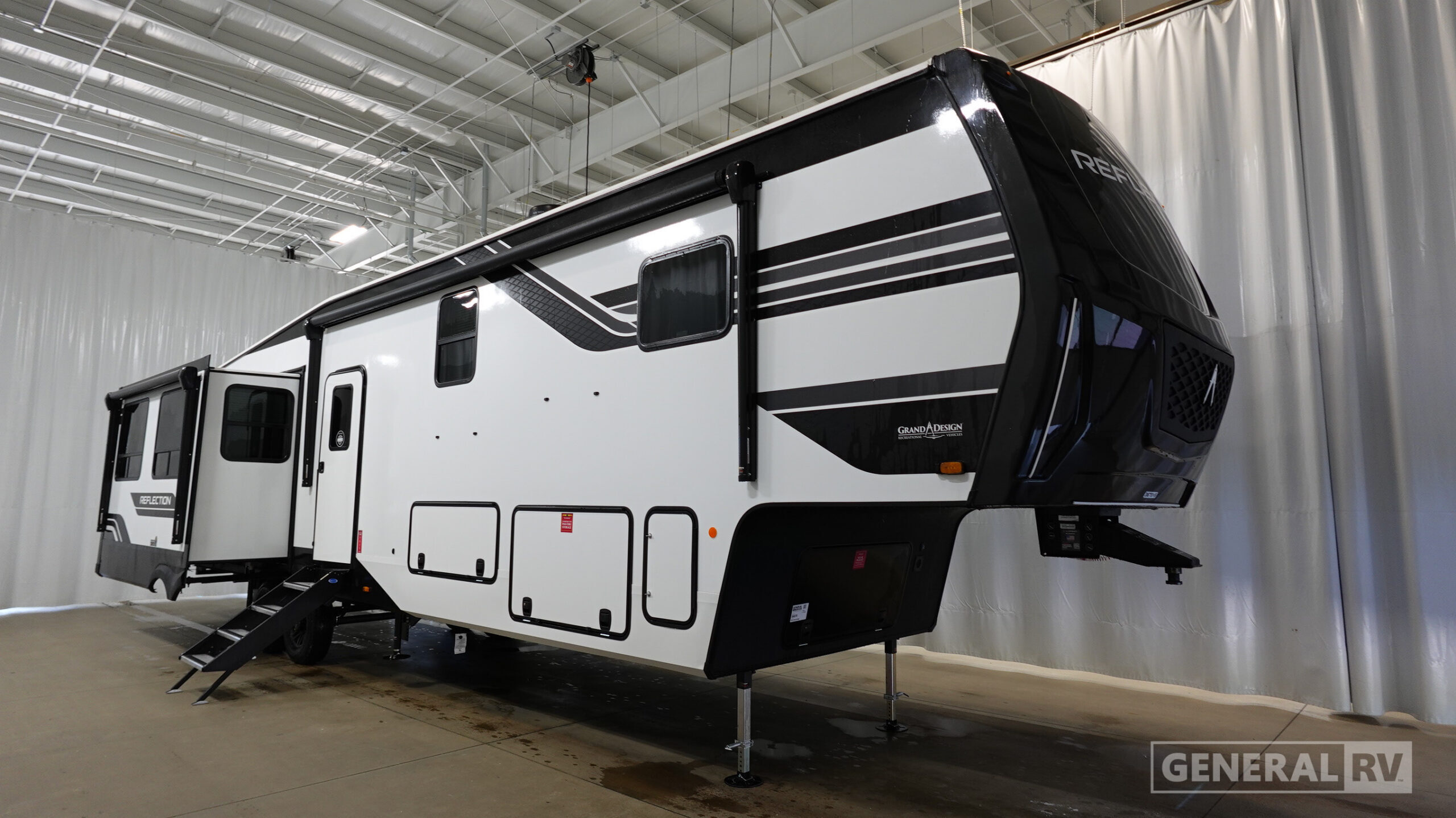 2026 Grand Design REFLECTION 367BHS RV