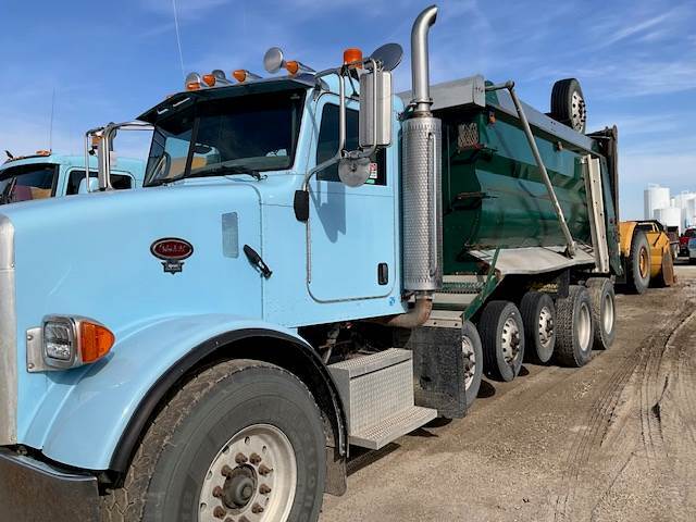 2007 Peterbilt 357 in Wayne, MI