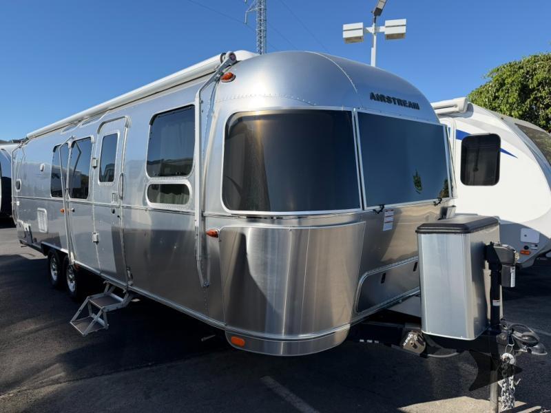 2021 Airstream Flying Cloud 30FB Bunk in fairfield CA