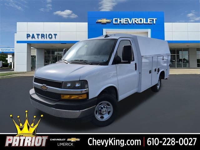 2025 CHEVROLET Express Cutaway 3500 in Royersford, PA