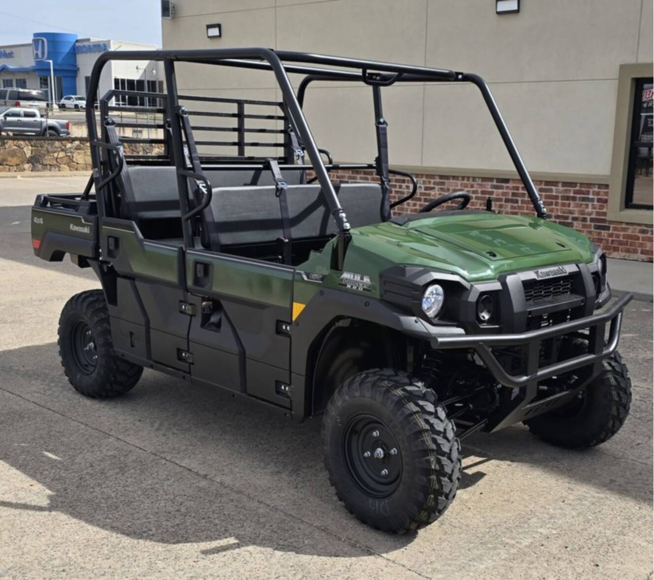 A photo of this 2026 Kawasaki Mule PRO-FXT  820 EPS